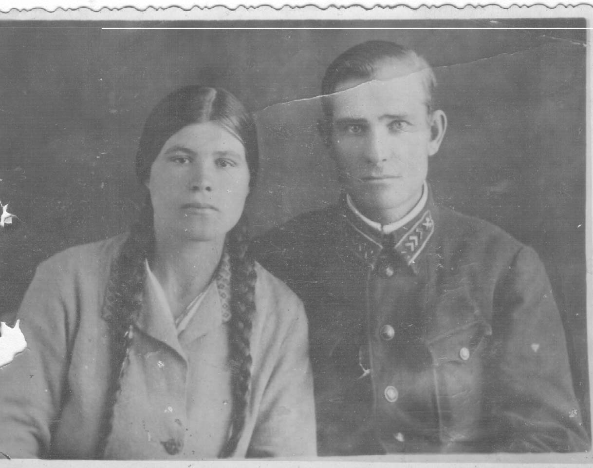 Бабуся рятувалася від Голодомору: Лідія Таран показала унікальні сімейні фото